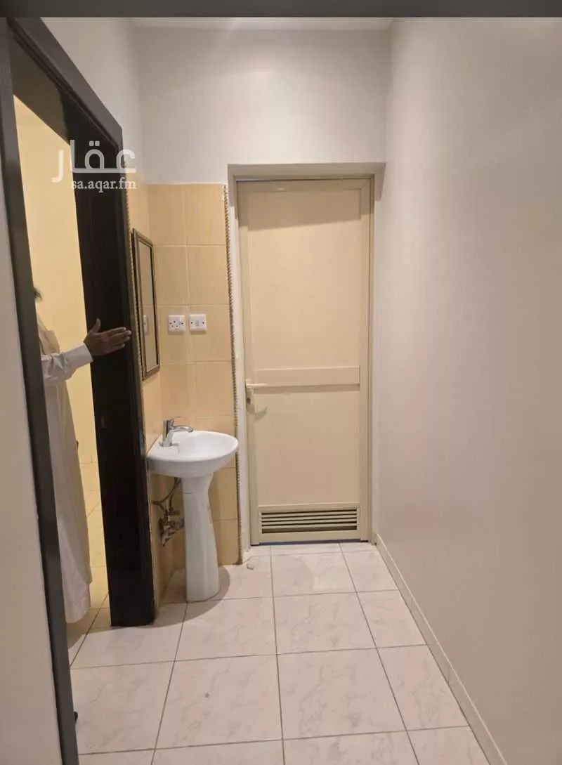 دور 4 غرف في النفل 6