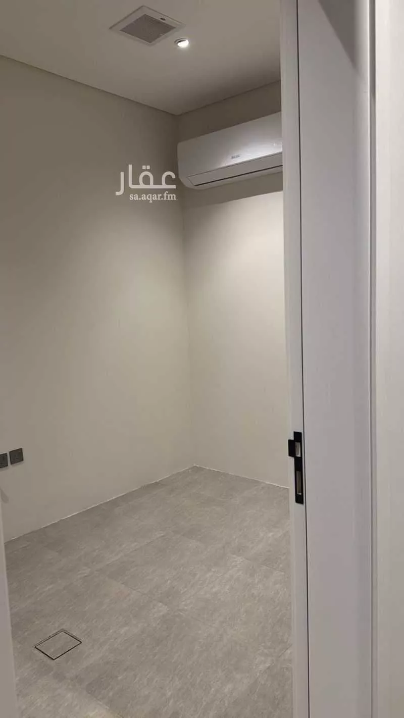 دور 4 غرف في السعادة 5