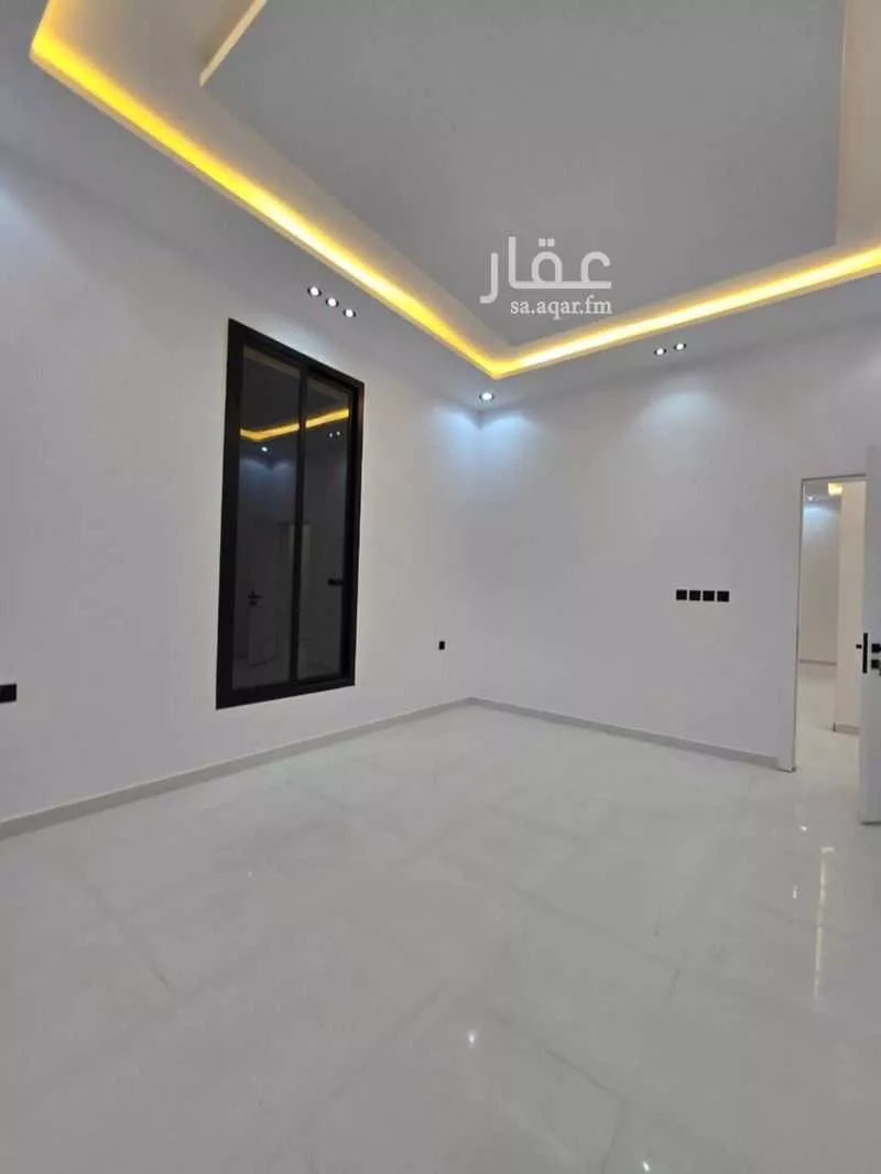 6 bedroom villa in Al Janadriyah 12