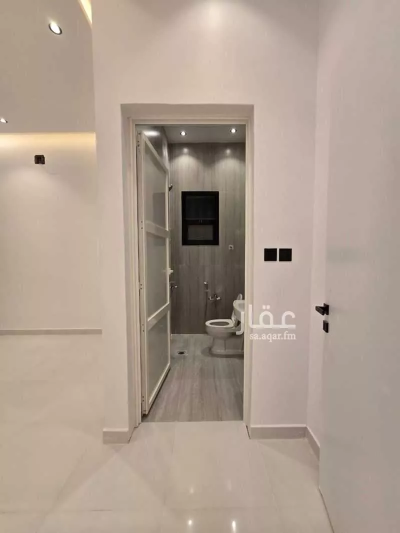 6 bedroom villa in Al Janadriyah 6