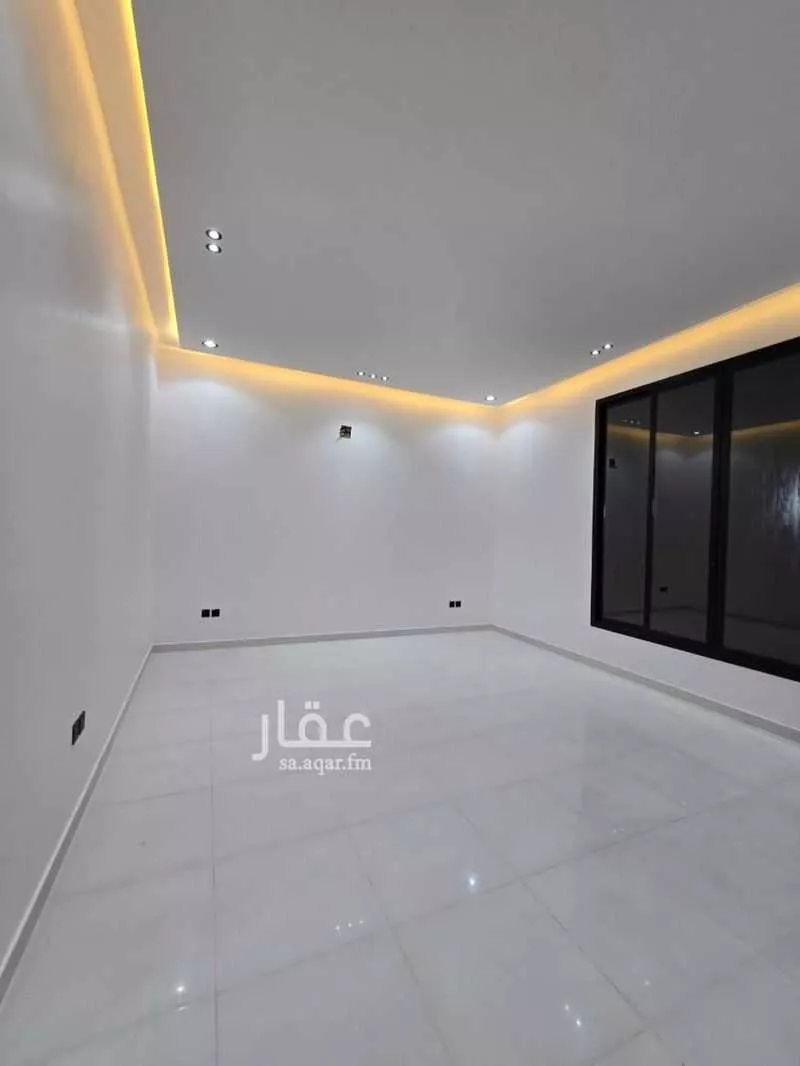 6 bedroom villa in Al Janadriyah 7