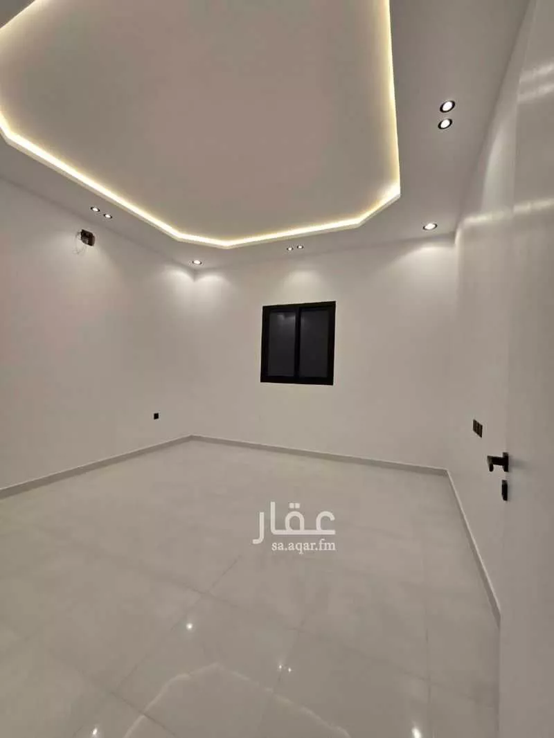 6 bedroom villa in Al Janadriyah 8