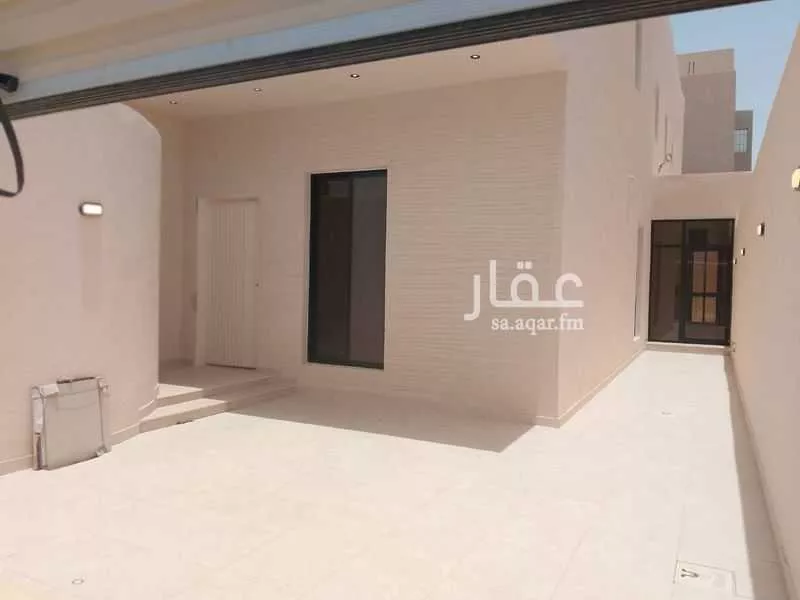 5 bedroom villa in Okaz 4