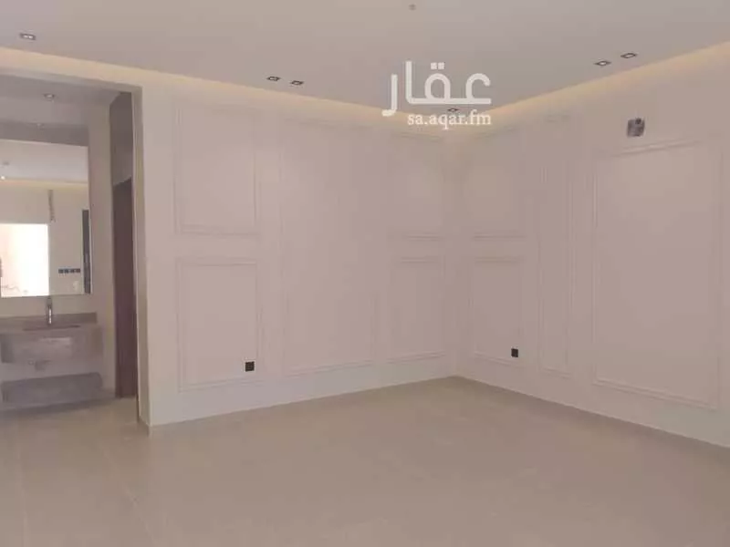 5 bedroom villa in Okaz 9