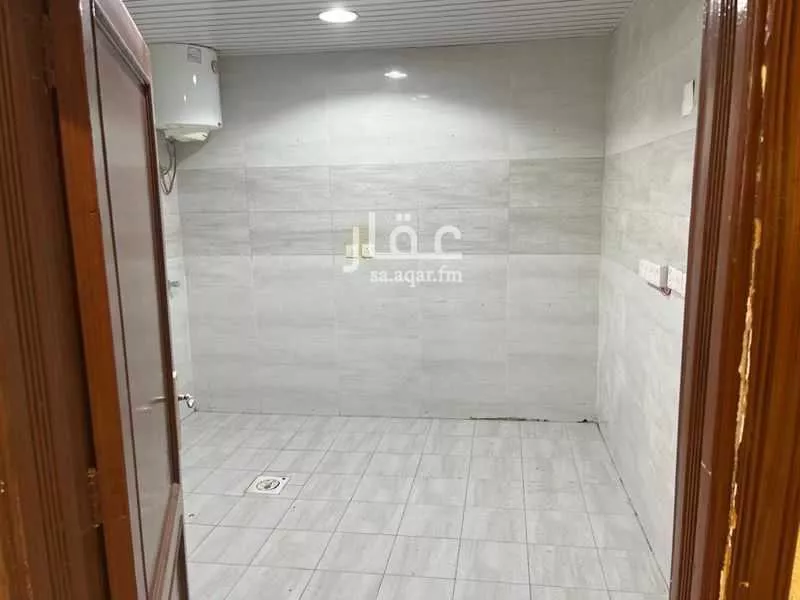 3 bedroom apartment in Dhahrat Al Badiah 2