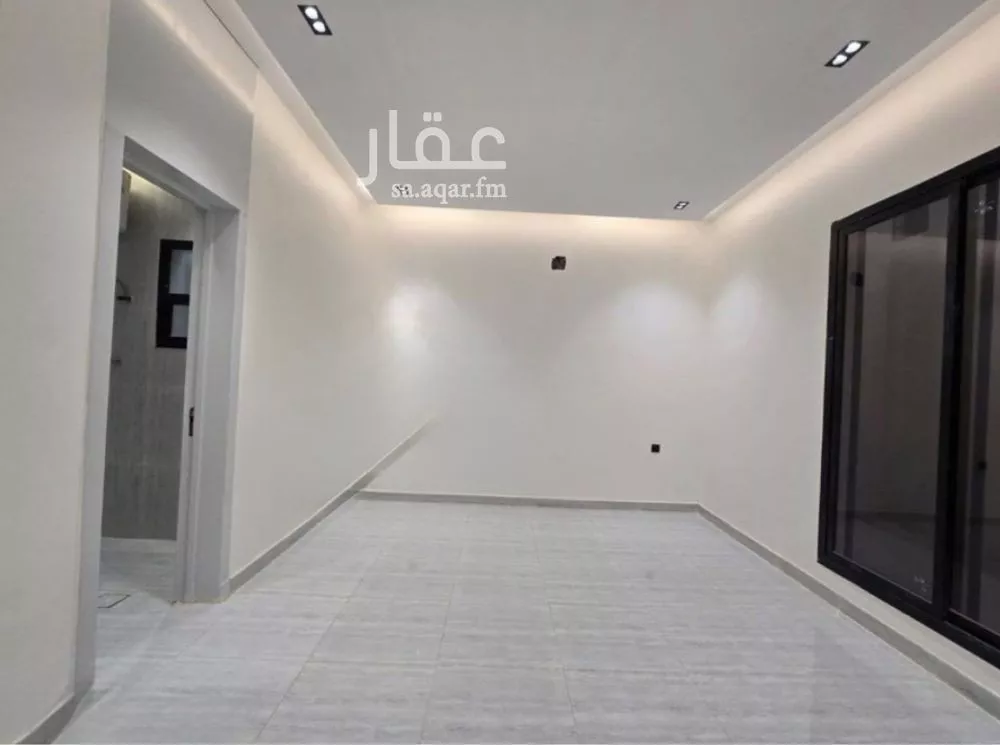 4 bedroom floor in Badr 7