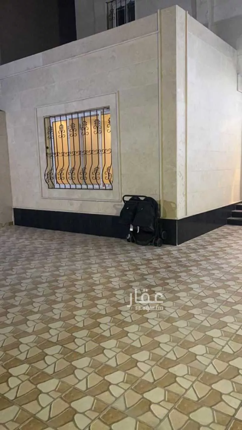 فيلا 4 غرف في طيبة 5
