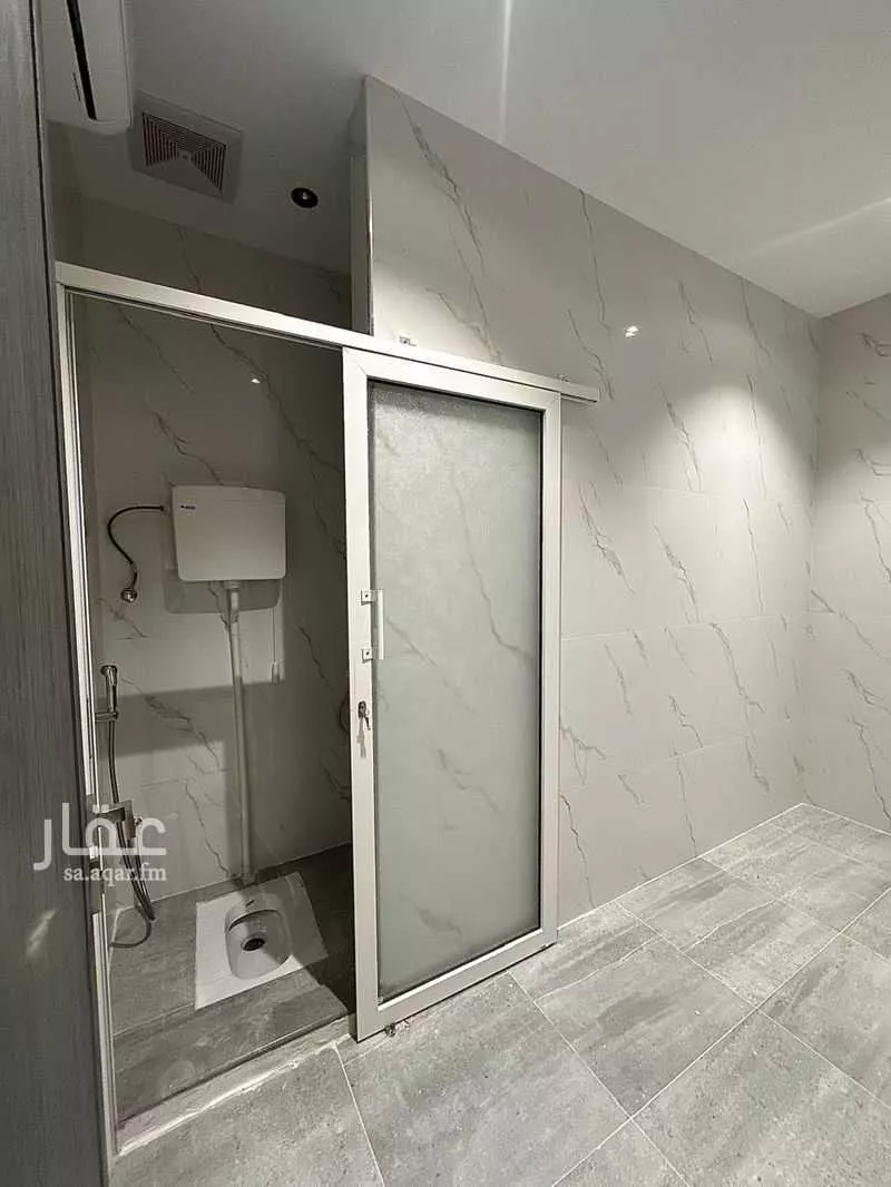 5 bedroom apartment in Madinat Al Umal 12