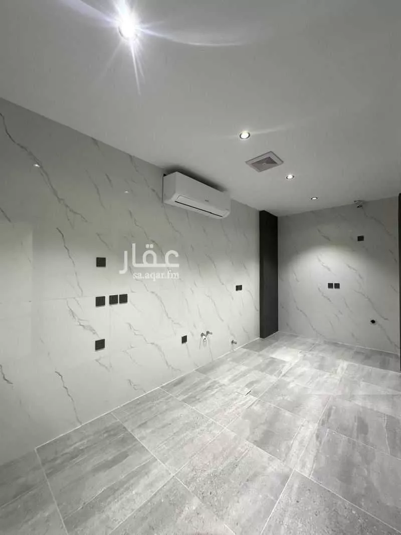 5 bedroom apartment in Madinat Al Umal 9