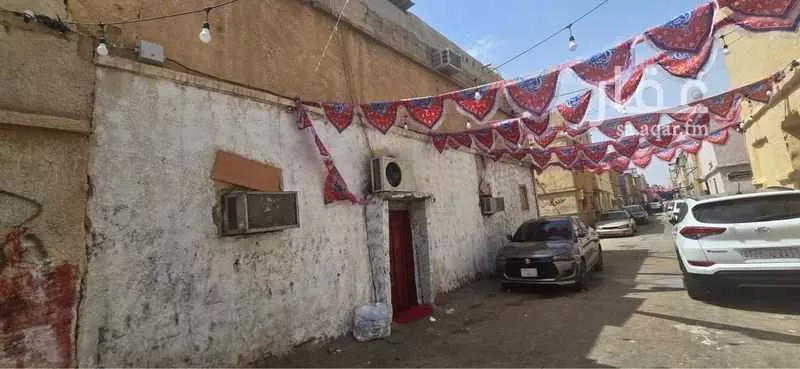 102 sqm building in As Salhiyah 2