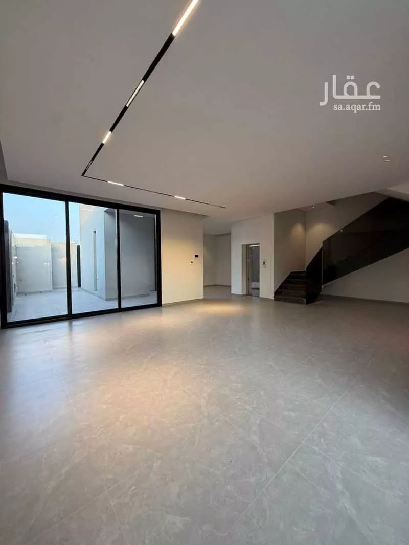 4 bedroom villa in Al Aridh 6
