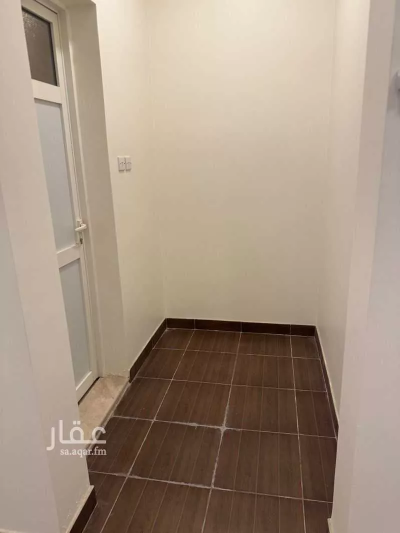 شقة 4 غرف في تهامة 18