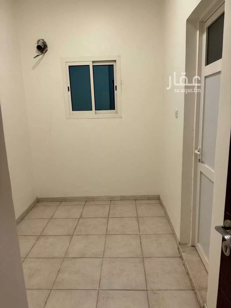 شقة 4 غرف في تهامة 9
