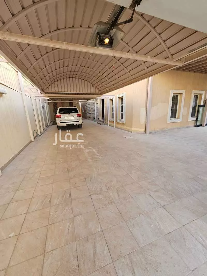 7 bedroom villa in Al Khaleej 3