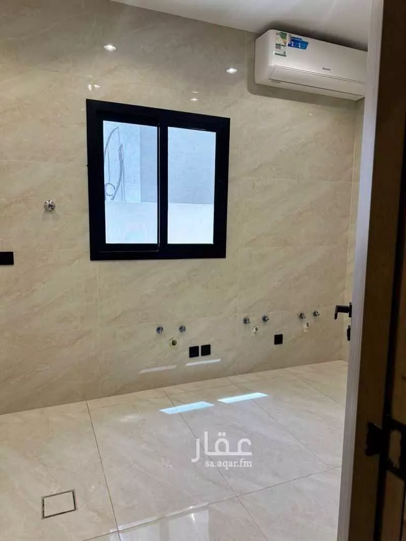 دور 5 غرف في العارض 14