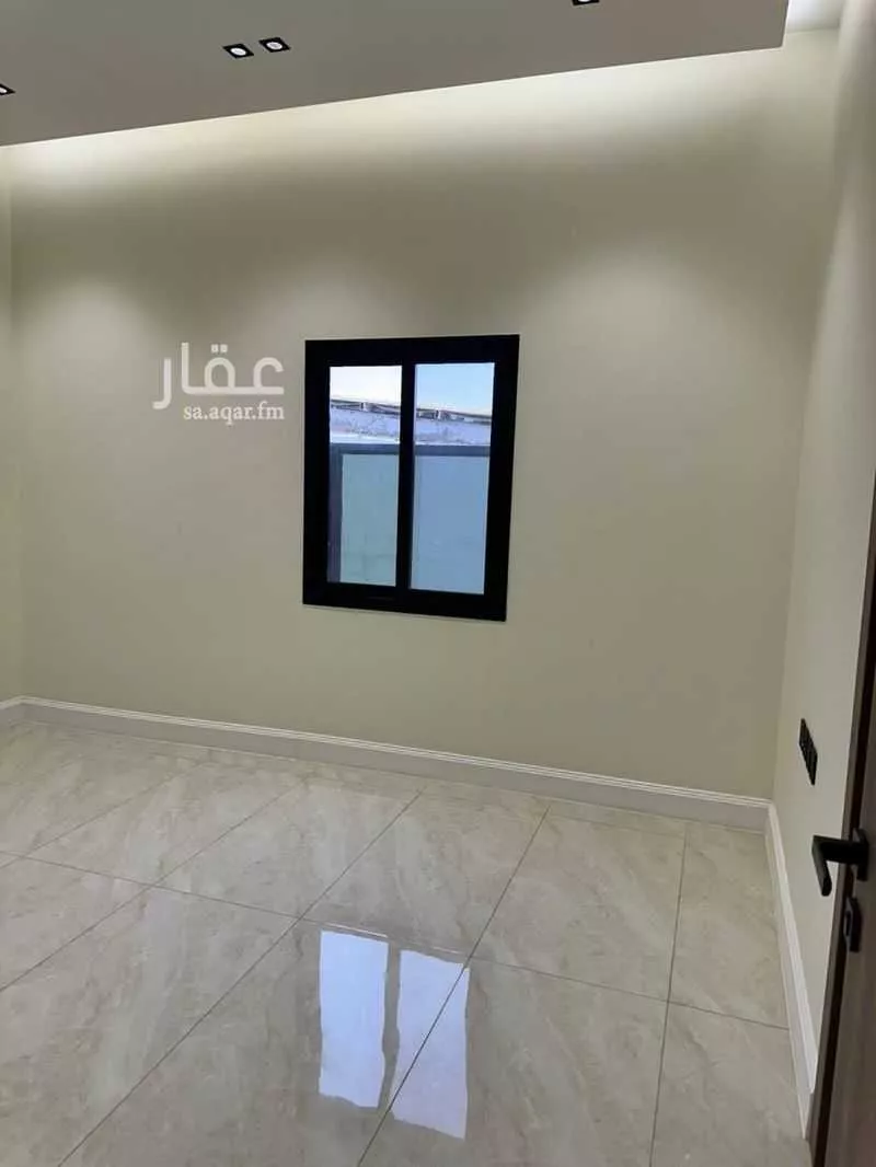 دور 5 غرف في العارض 17