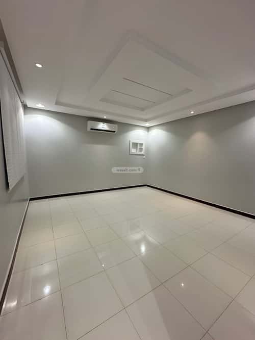 5 bedroom villa in Dhahrat Laban, Riyadh 14