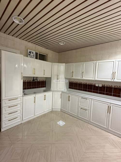 5 bedroom villa in Dhahrat Laban 20