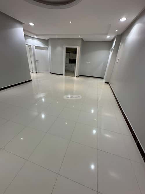 5 bedroom villa in Dhahrat Laban, Riyadh 4