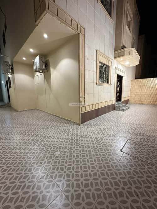 5 bedroom villa in Dhahrat Laban, Riyadh