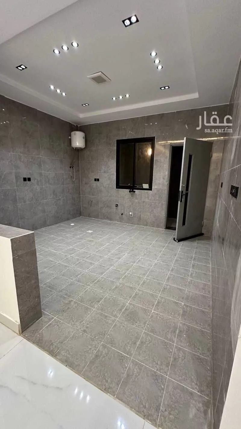 3 bedroom floor in Al Rimal 8