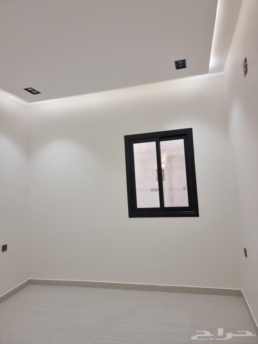 فيلا 11 غرف في الرمال 4