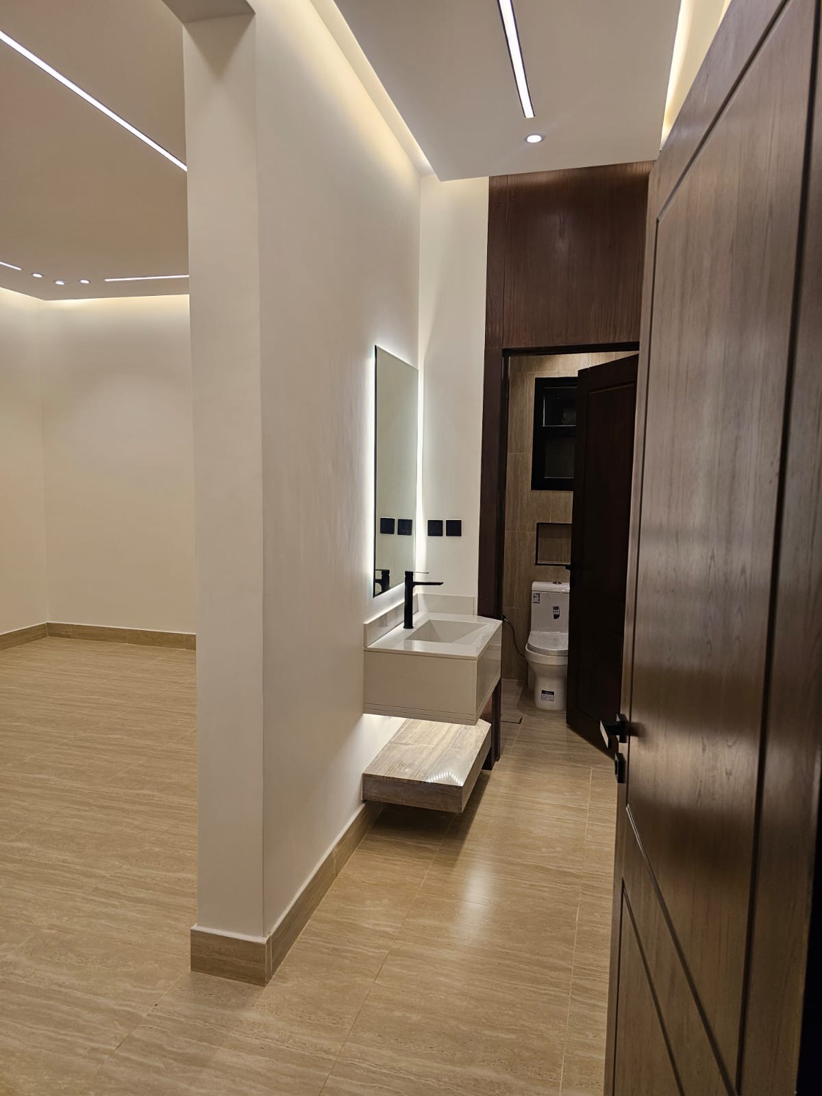 3 bedroom apartment in Tuwaiq 7