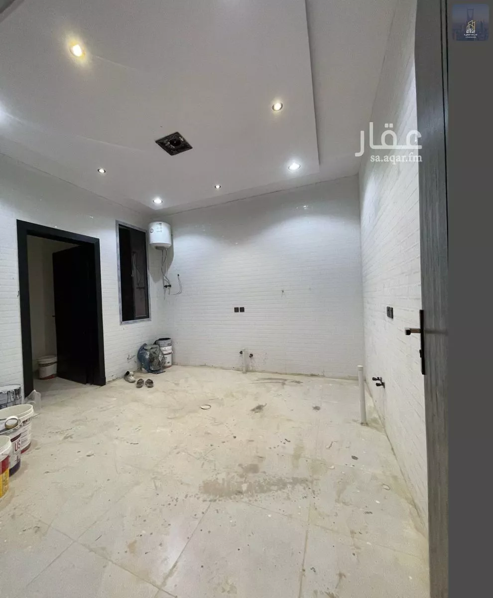 6 bedroom villa in Al Janadriyah 8