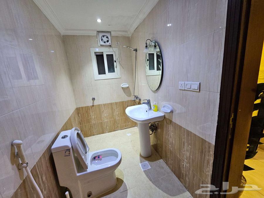 18 bedroom apartment in Al Sharafiyah 9