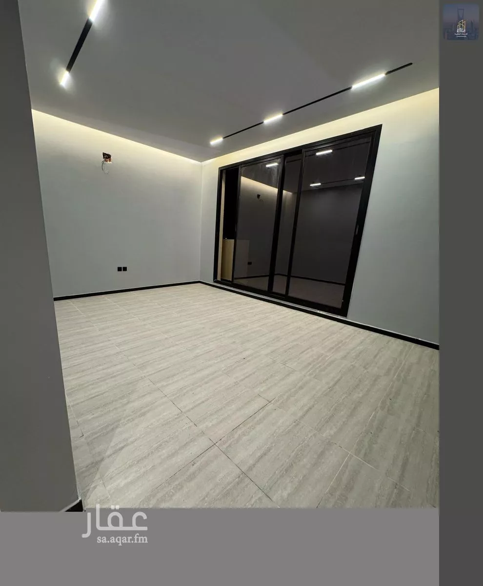 6 bedroom villa in Ash Sharq 2