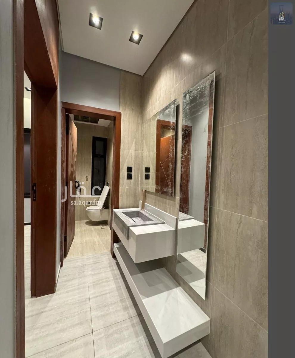 6 bedroom villa in Ash Sharq 8