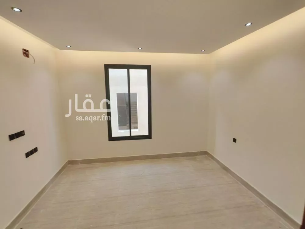 فيلا 5 غرف في طويق 15