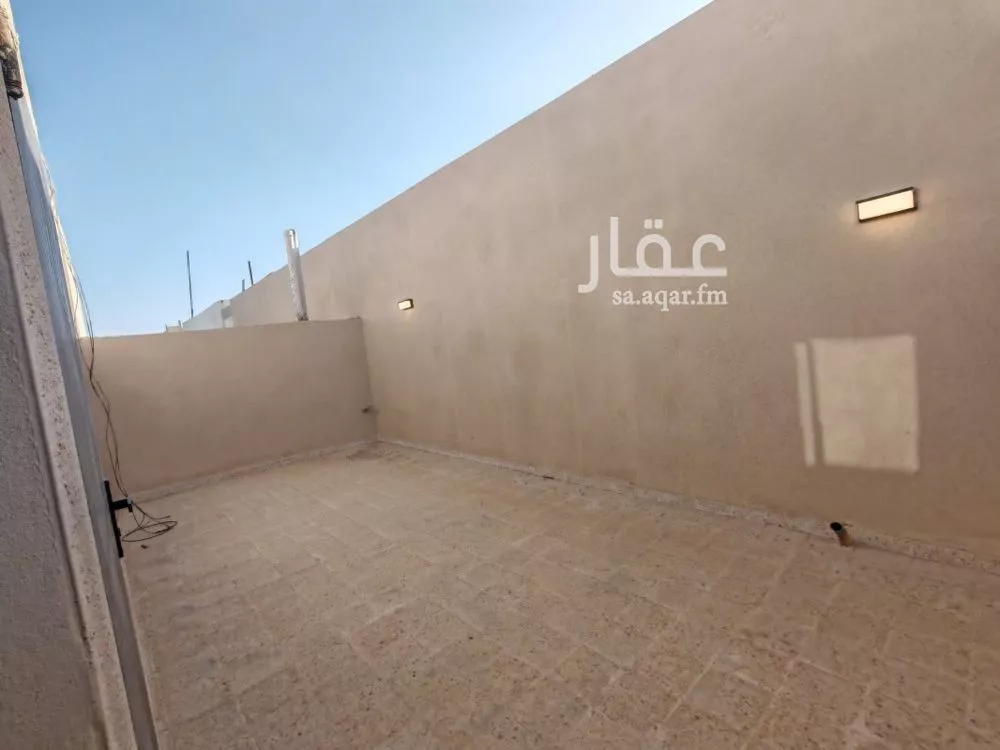 فيلا 5 غرف في طويق 22