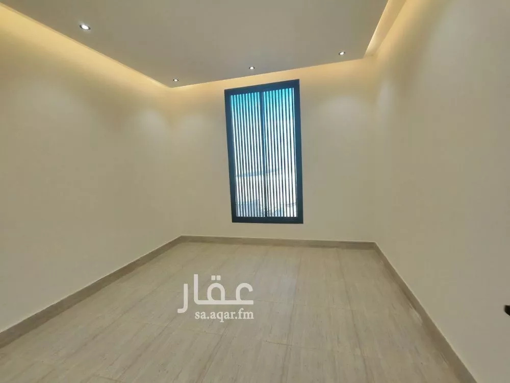 فيلا 5 غرف في طويق 7