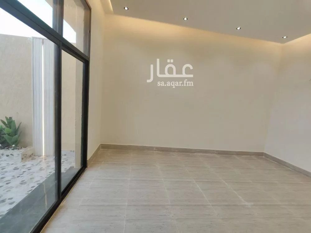 فيلا 5 غرف في طويق 8