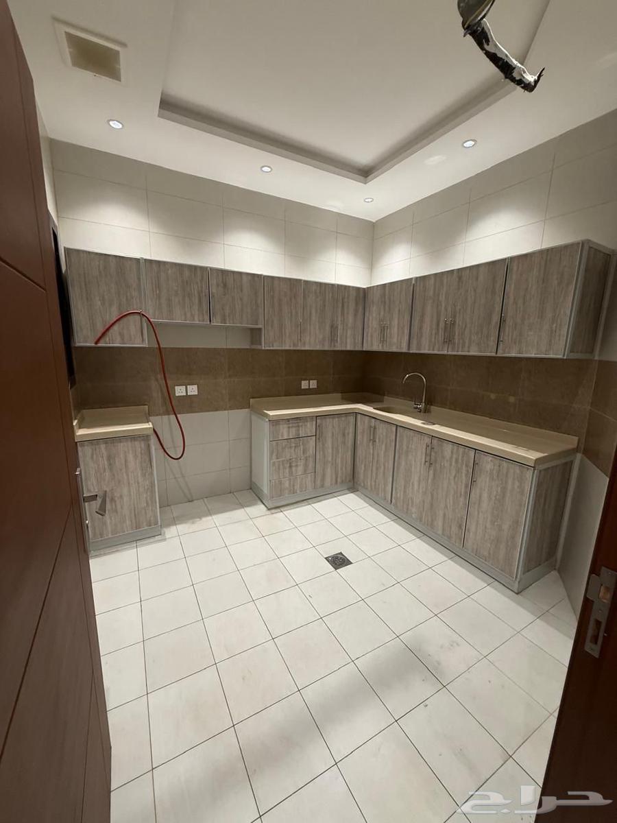 4 bedroom apartment in Al Wurud 8