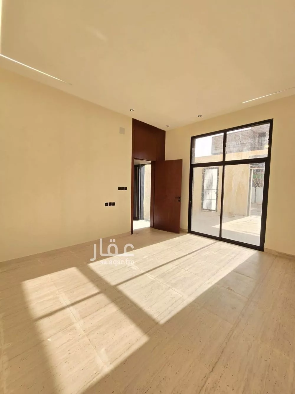 5 bedroom villa in Tuwaiq 9