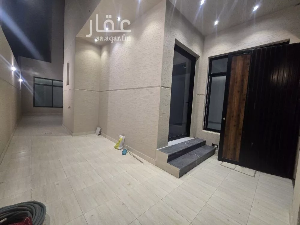 6 bedroom villa in Dhahrat Laban 20