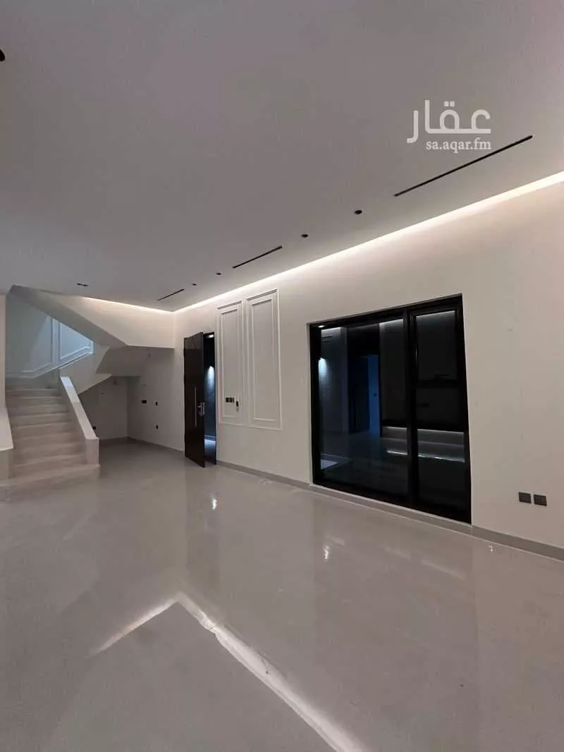 شقة 6 غرف في الشرق 7