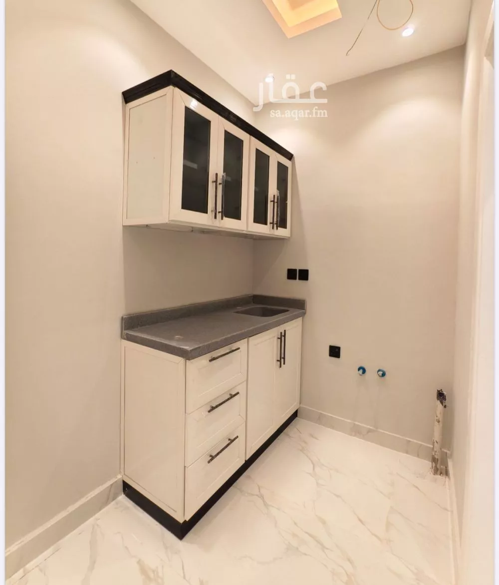 1 bedroom apartment in Al Izdihar 6