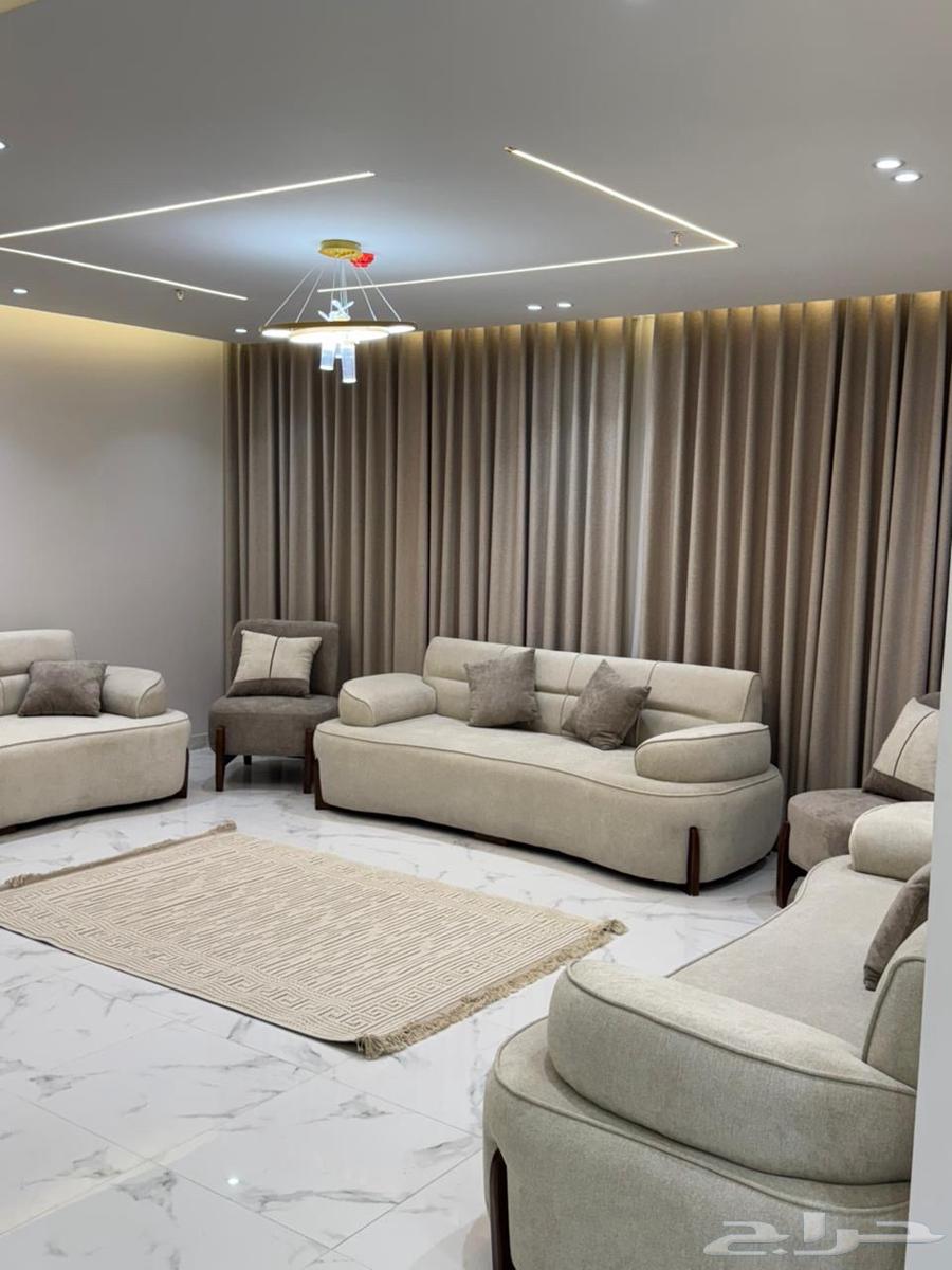 4 bedroom apartment in Al Hamra 8