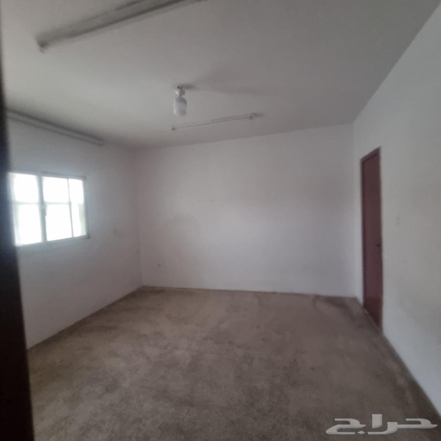 5 bedroom apartment in Uhud 5