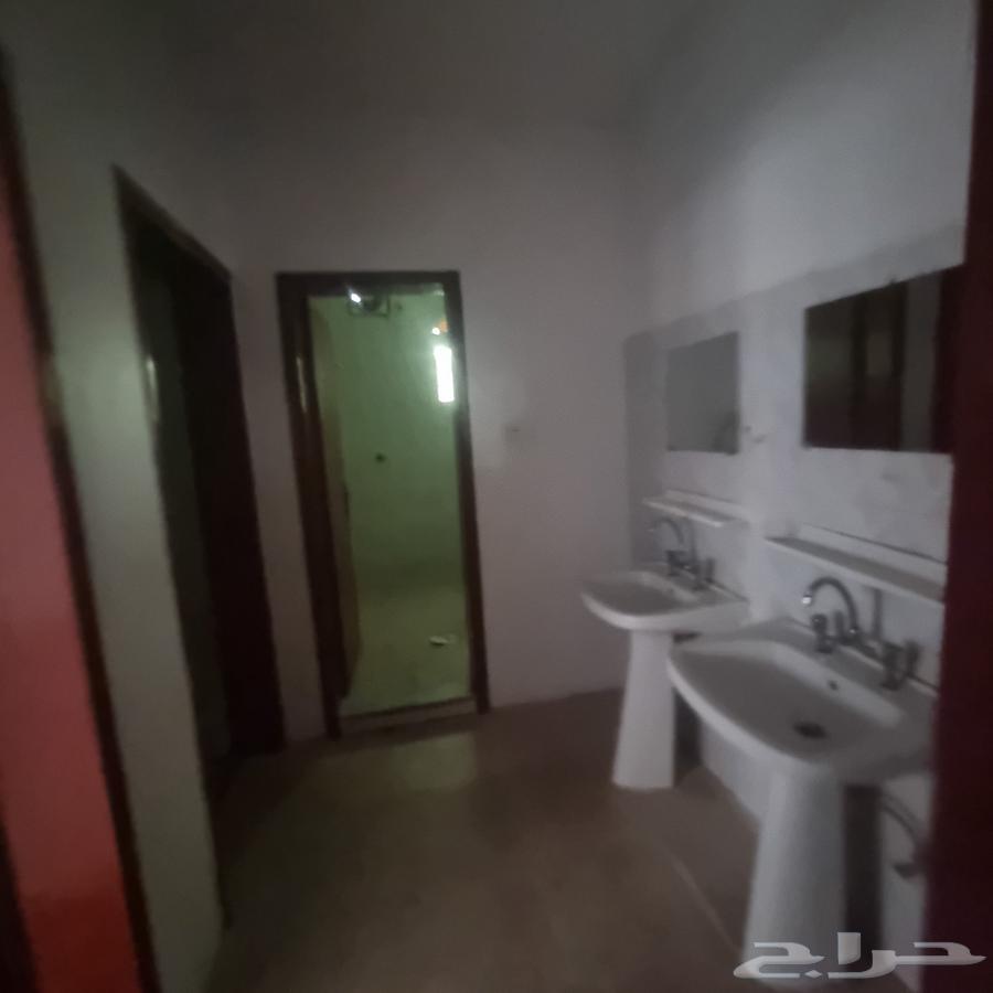 5 bedroom apartment in Uhud 8