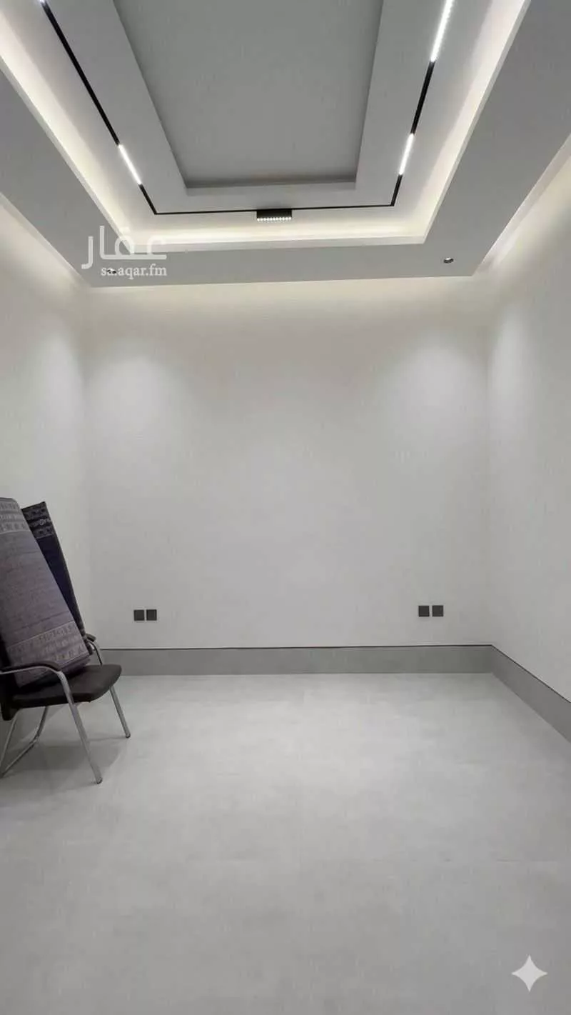 6 bedroom villa in Al Narjis 3