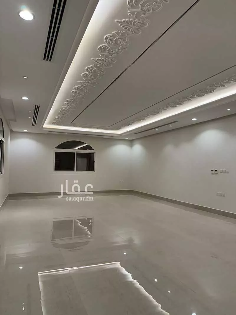 5 bedroom villa in Al Narjis 2