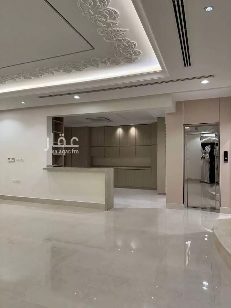 5 bedroom villa in Al Narjis 9