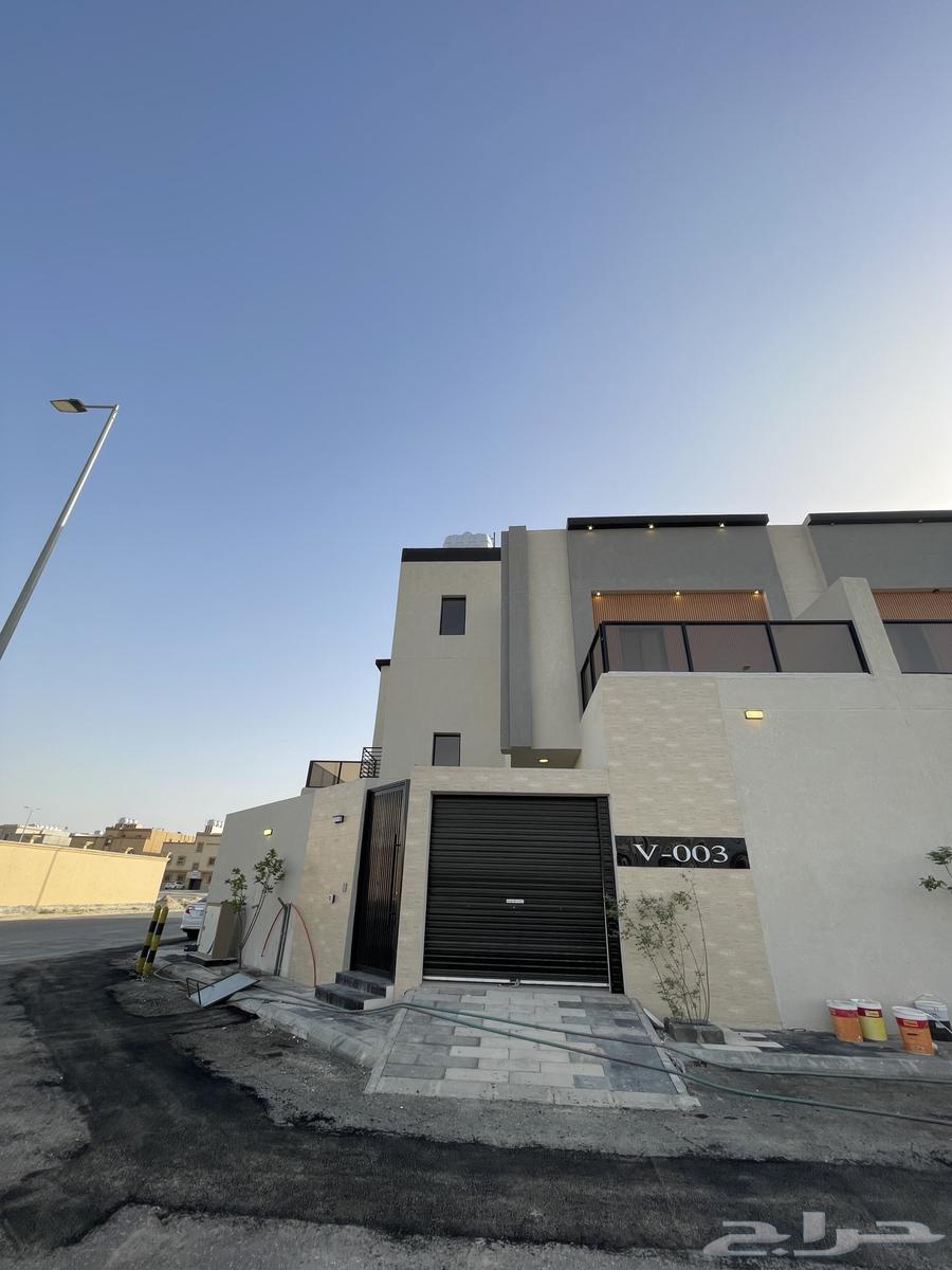 4 bedroom villa in Al Aziziyah, Eastern Province 2