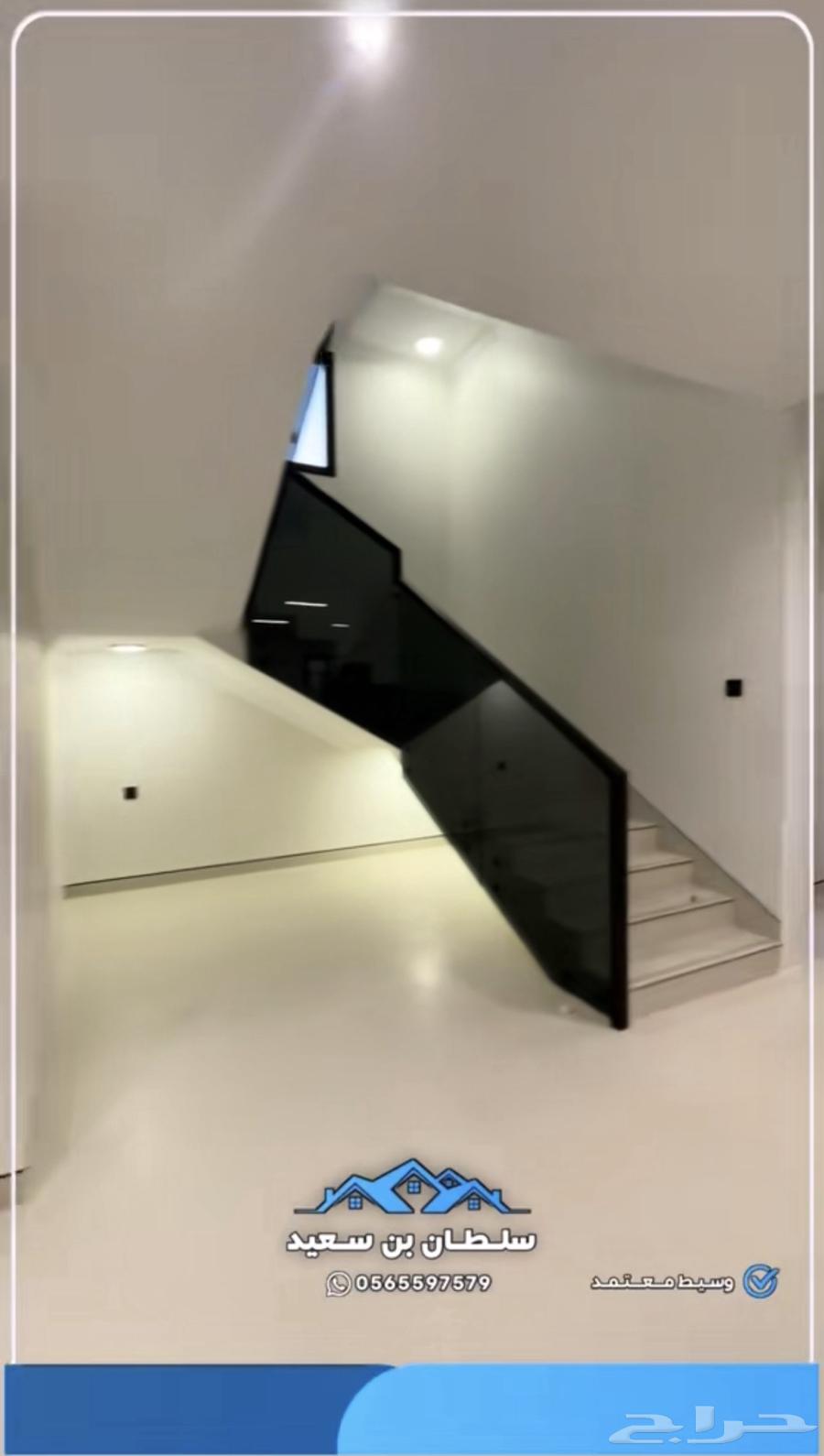 4 bedroom villa in Al Aziziyah 4
