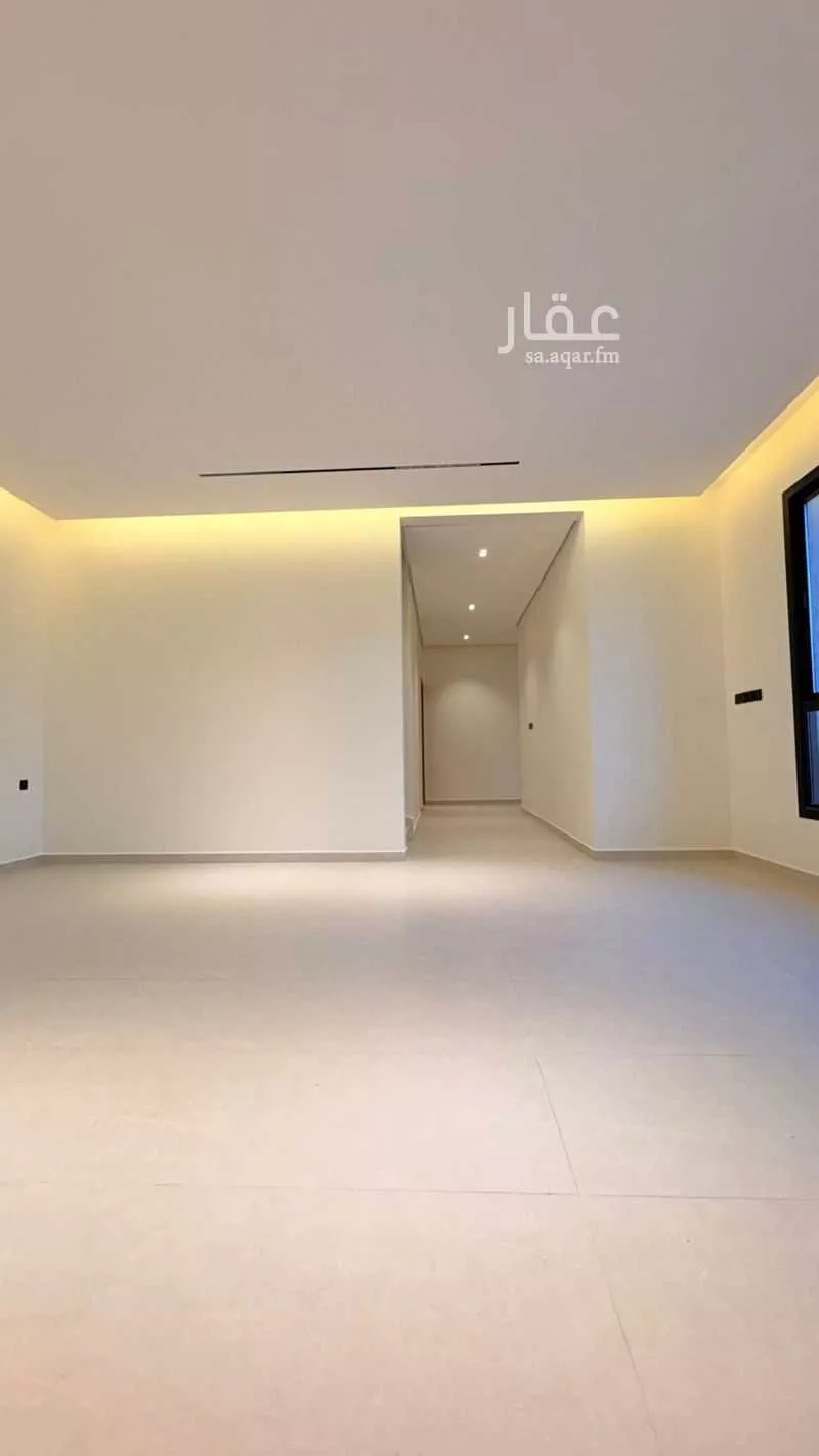 5 bedroom villa in Al Mahdiyyah 16