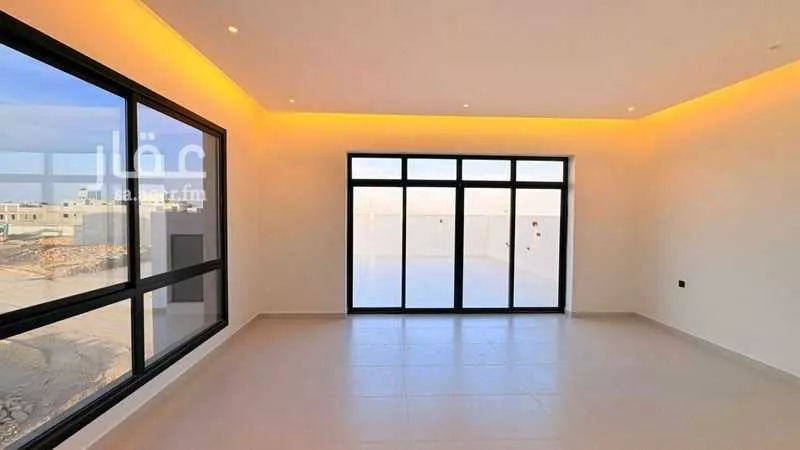 5 bedroom villa in Al Mahdiyyah 17